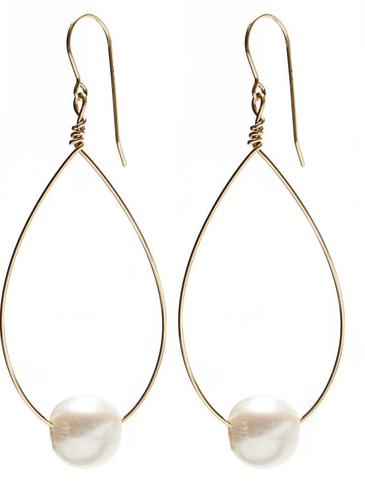 Large Oval Earrings - gold/white for wholesale by In2 design