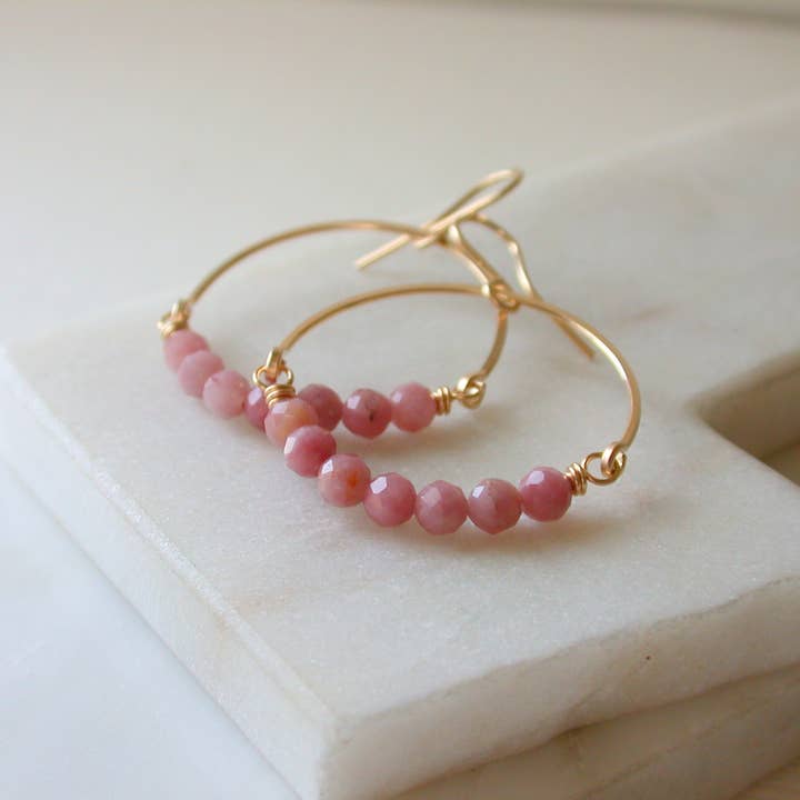 Linda Trent Jewelry – Großhandel Ohrhänger – Edelstein-Creolen. 14k Goldfüllung. Stein wählen.6