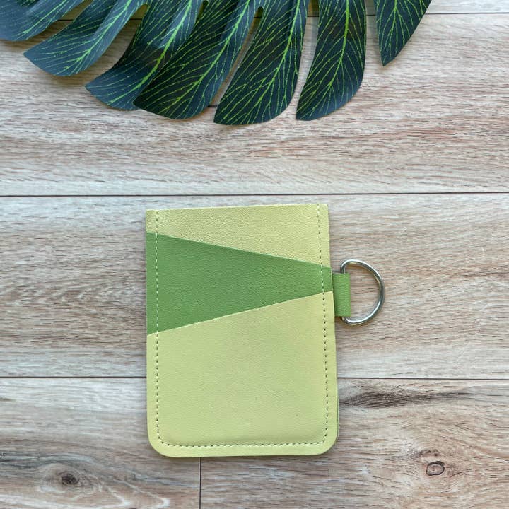 Tarjetero angular de piel con 3 ranuras verde y amarillo para venta al por mayor de Mally Designs