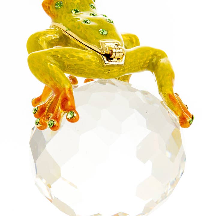 Keren Kopal - Wholesale Decorative Figurine - Frog on Crystal5