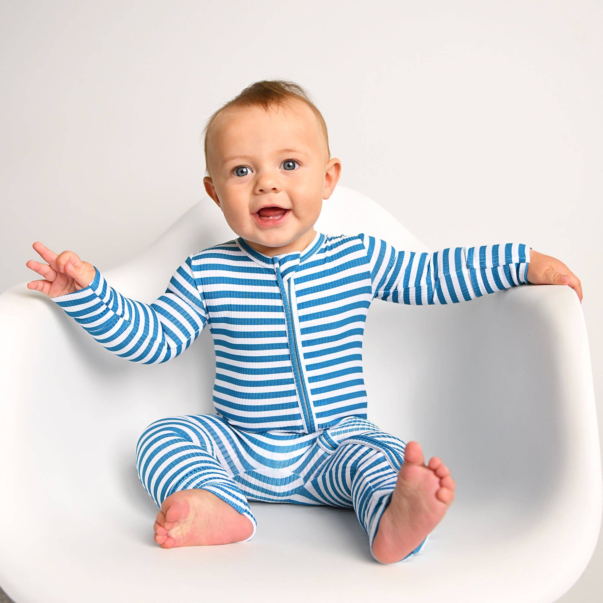 Gigi and Max - Wholesale Jumpsuit - Baby - Cooper Blue Ribbed ZIP Bamboo Striped One Piece 2-Way Zipper8