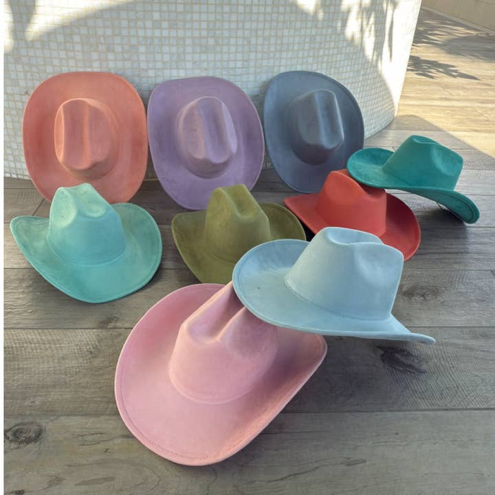 Queens INC - Wholesale Cowboy Hat - Women's - 🤠 Vegan Suede Cattleman Cowboy Hat2