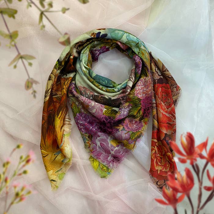 BROKANTE - Wholesale Scarf - Women's - Large cashmere square 130x130cm FLORALIS1