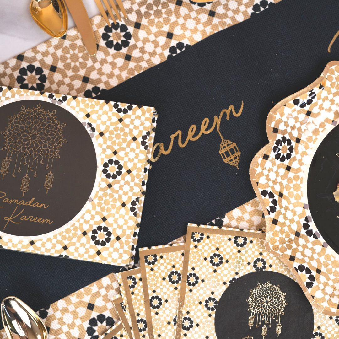 Peacock Supplies – wholesale Gift box – Ramadan Kareem Gift Box - Black & Gold2