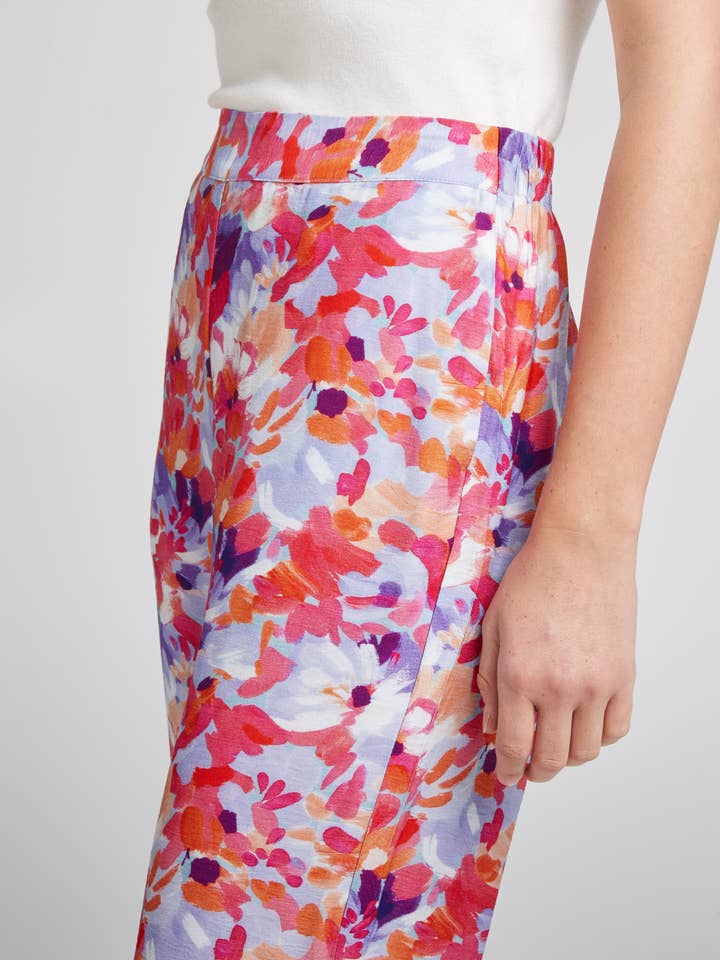 WATERLILY - Pantalon imprimé fleurs pour la vente par Andy & Lucy
