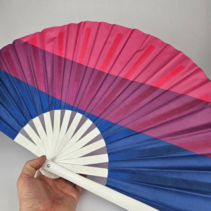 Bisexual Bamboo Clack Fan for wholesale by Dragged out