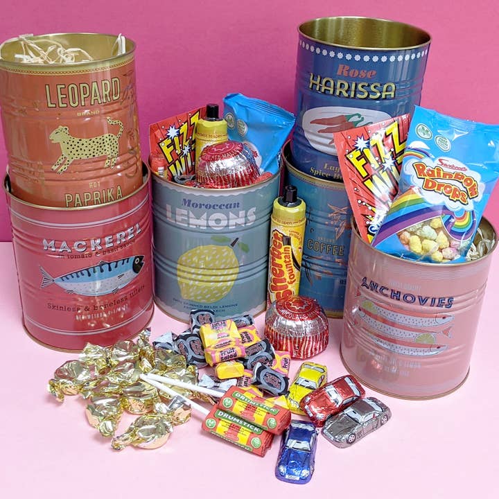 MixPixie - Wholesale Hard Candy - Retro Sweets In Retro Tins