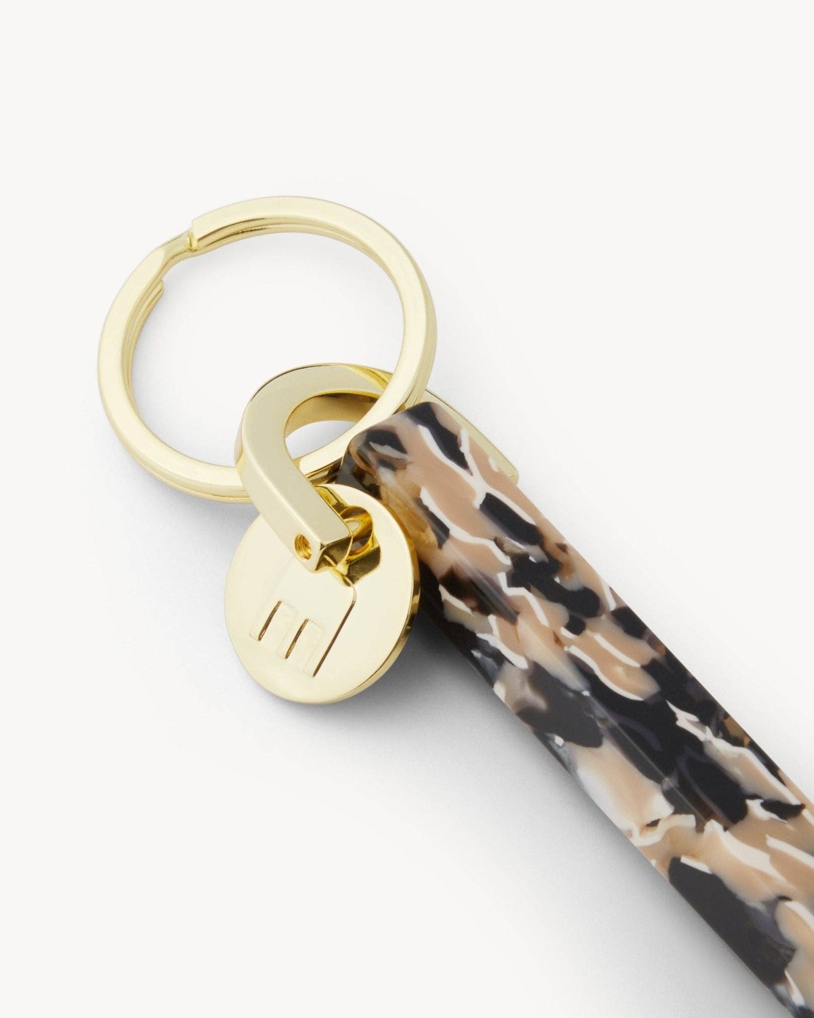 MACHETE - Wholesale Keychain - Unisex - Bar Keychain in Abalone - Gold1