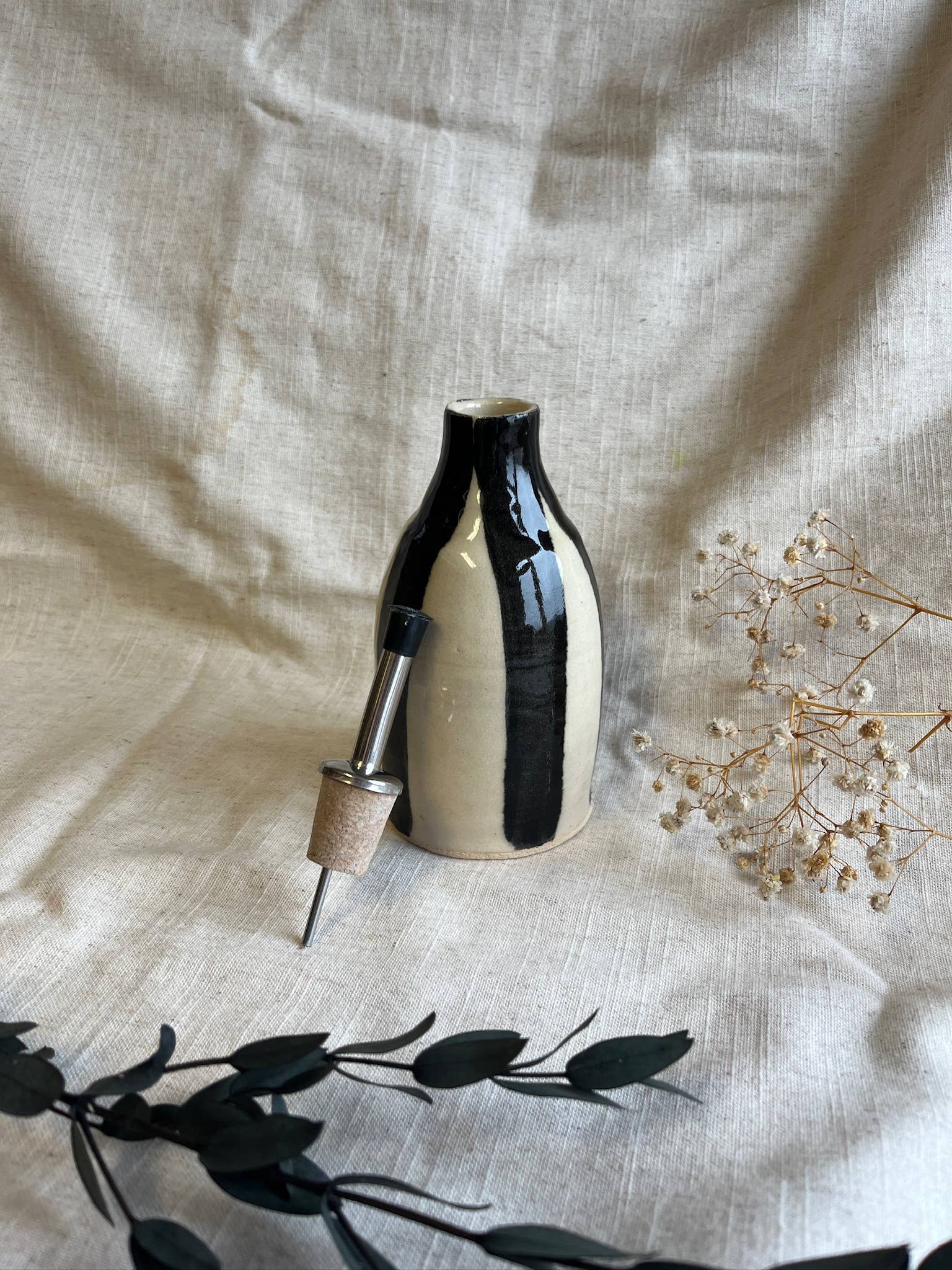 Charlotte Manser Ceramics - Wholesale Oil/vinegar dispenser - Stripe Ceramic Oil Bottle3