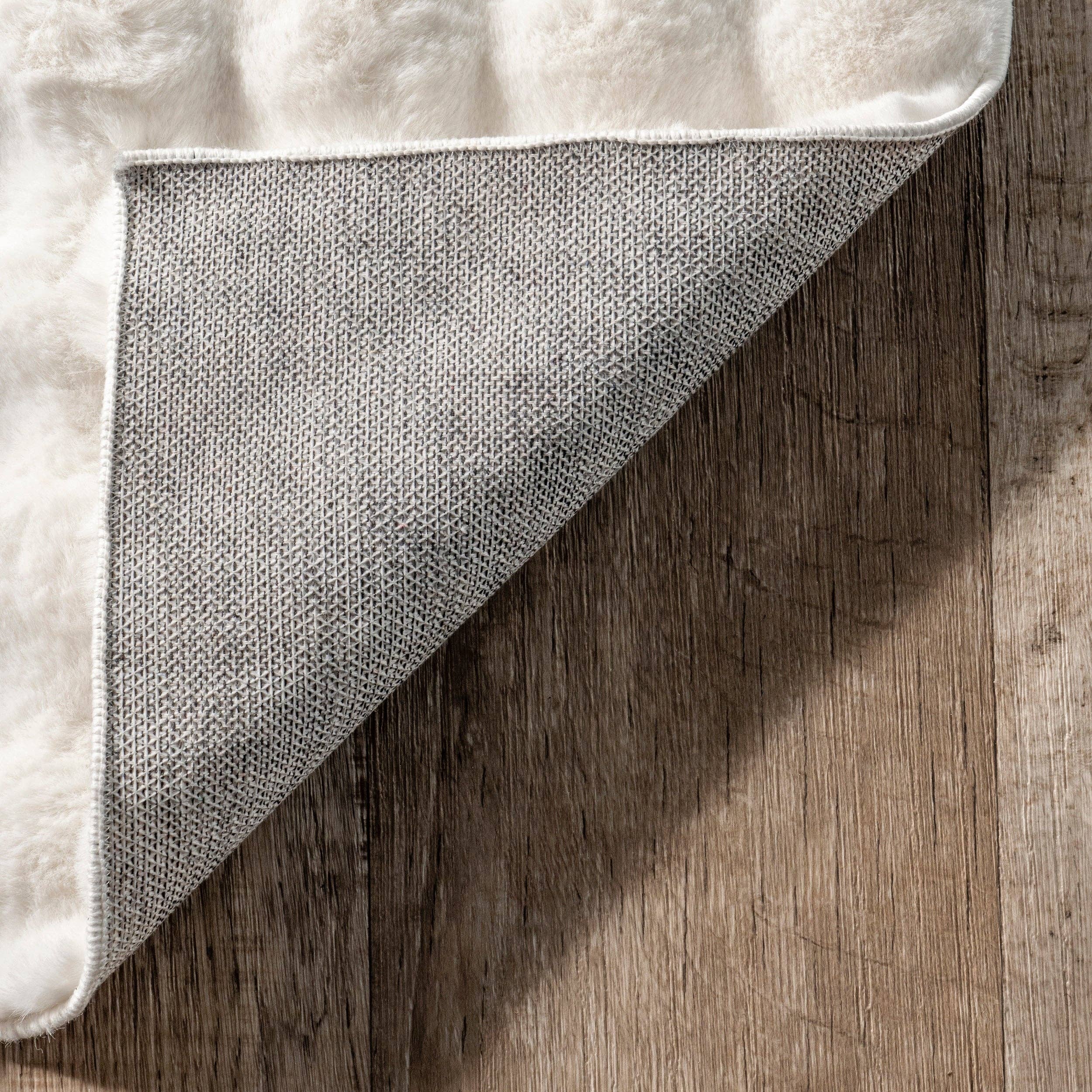 nuLOOM - Wholesale Area Rug - Jeni Solid Faux Rabbit Machine Washable Area Rug5