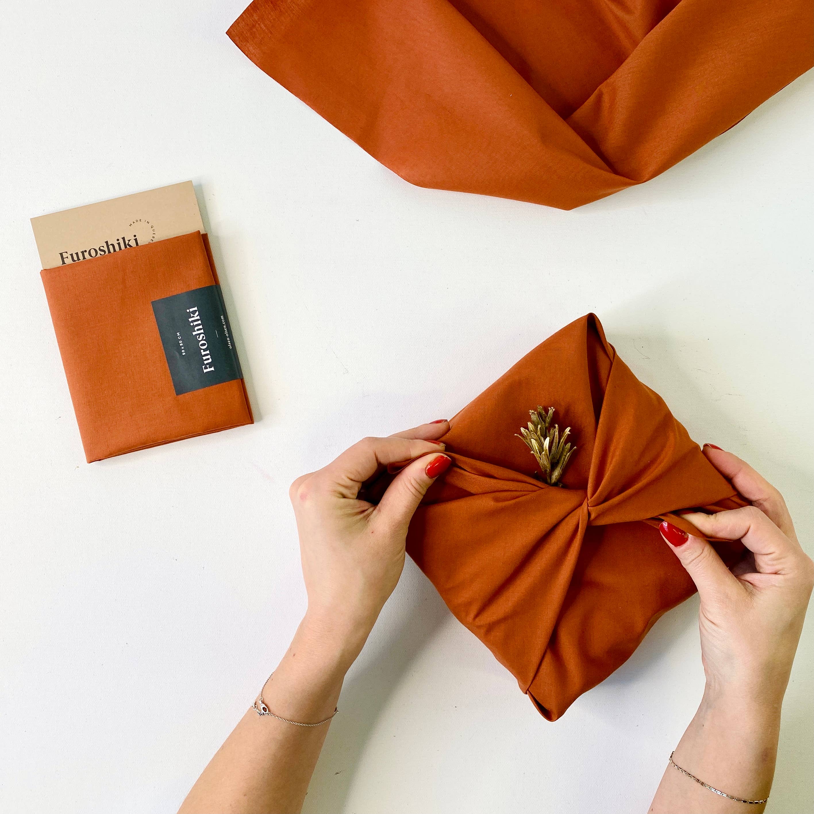 OLSEN+OLSEN - Wholesale Inpakpapier - Furoshiki - stoffen cadeaulap om duurzaam te wikkelen23