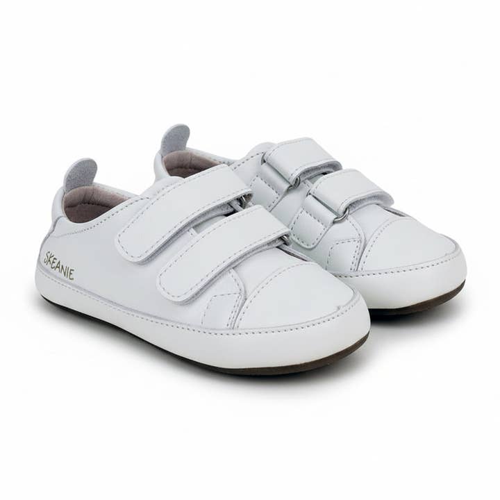 Tyler Trainers Weiß, Echtes Leder Baby & Kleinkind Erste Lauflernschuhe, Leicht, Flexible Sohle Vor-Lauflernschuhe für den Großhandel von SKEANIE Baby & Toddler Shoes