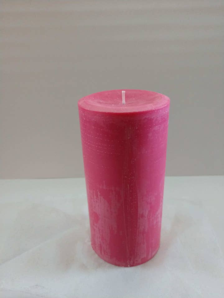 Bougie pilier de soja parfumée Roses pour la vente par Kate's Candles co