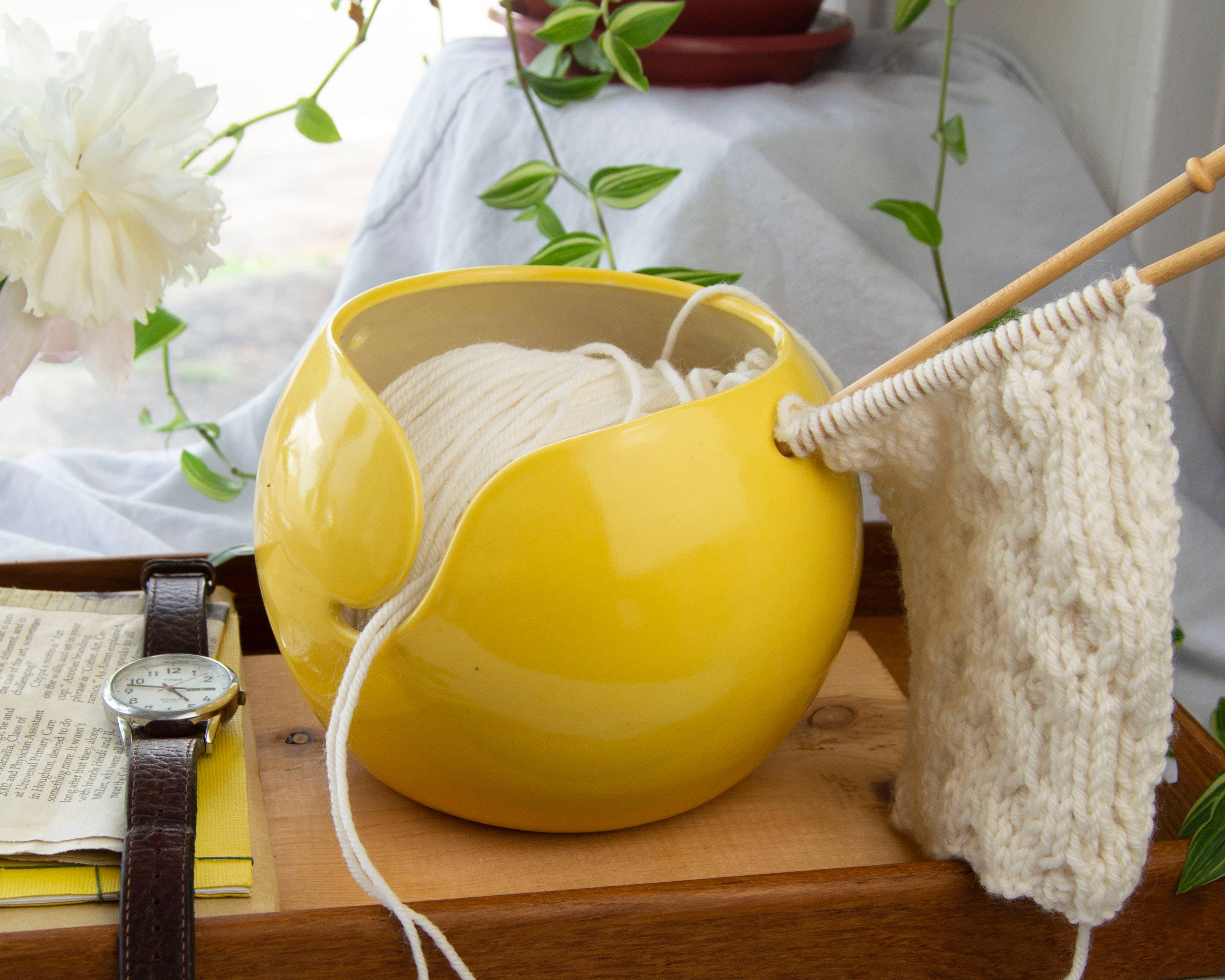 Cōppa Cōllaborative LLC - Wholesale Knitting/Crochet Supplies - Minimal Ceramic Yarn Bowl9