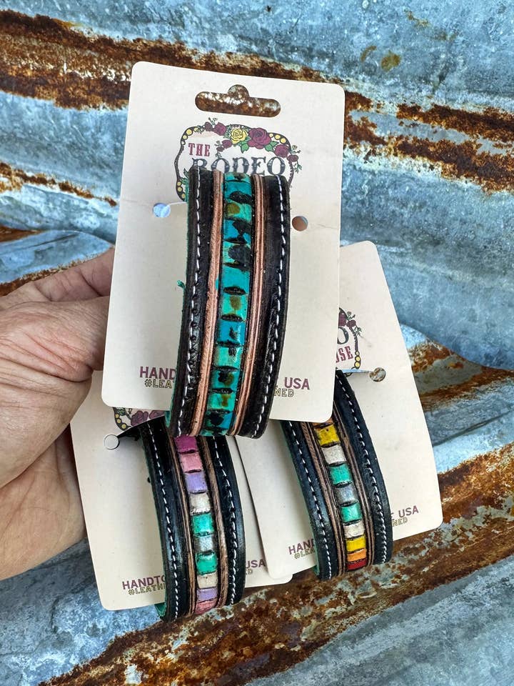 Brazalete de Cuero Repujado Vaquero Vaquera Occidental Rodeo para venta al por mayor de The Rodeo Rose