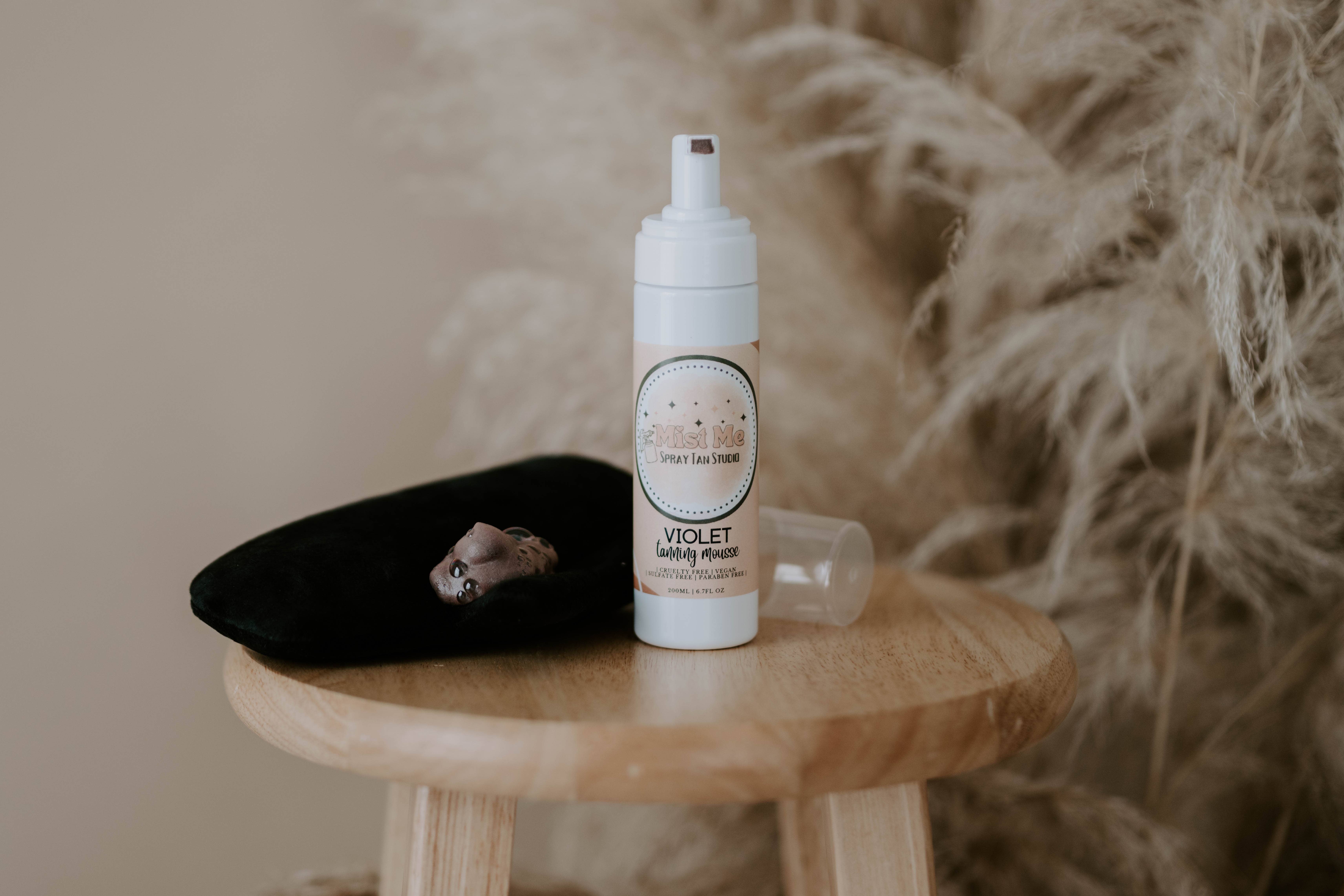 Mist Me Spray Tan Studio - Wholesale Self-Tanner - Violet Dark Self Tanning Mousse1