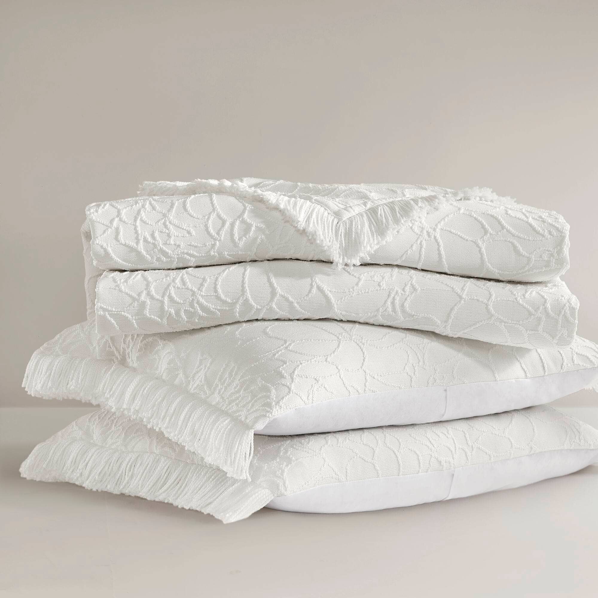 Olliix - Wholesale Bedding Set - 3 Piece Floral Oversized Bedspread Set, White12