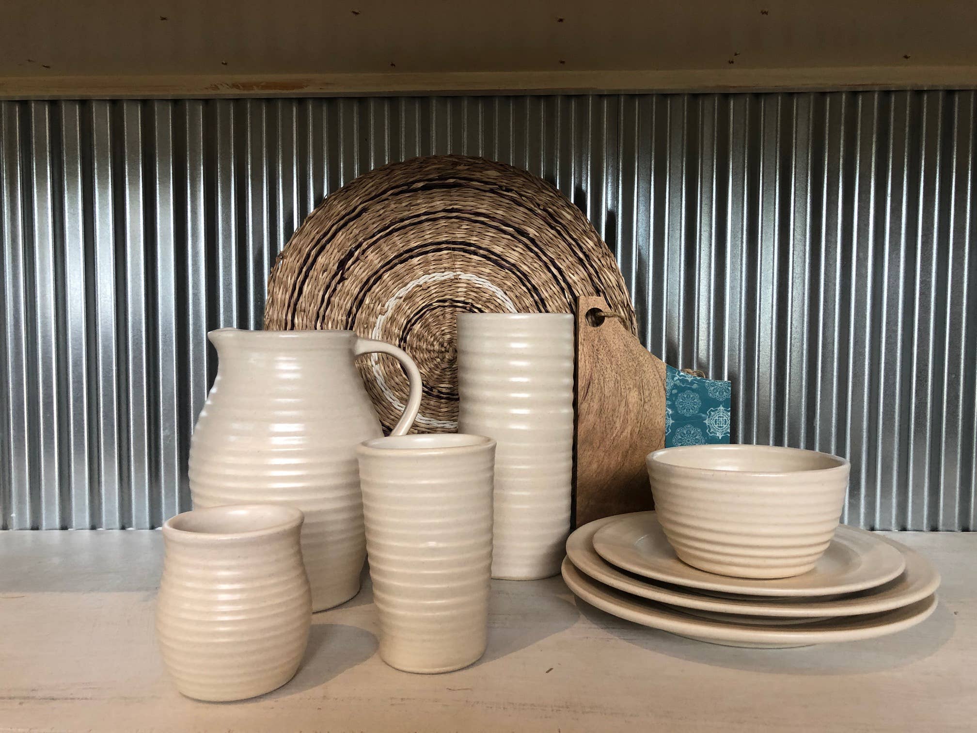 Rowe Pottery - Wholesale Dinner Plate - Farmhouse Ridges Dinner Plate - Drift White6