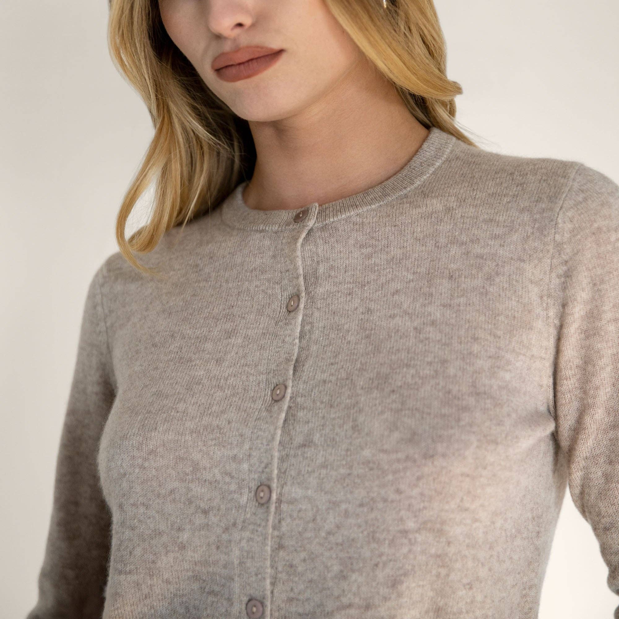 Italic - Wholesale Cardigan - Women's - Sadie Cashmere Crew Cardigan4