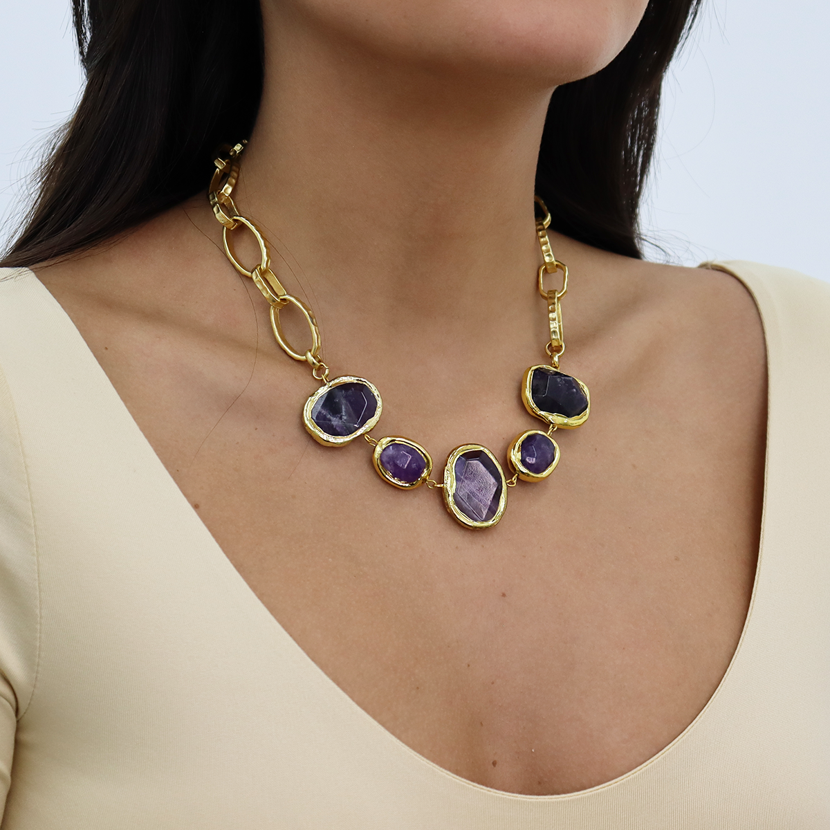 KARINE SULTAN – wholesale Bib necklace – Luxurious Statement Amethyst Necklace1
