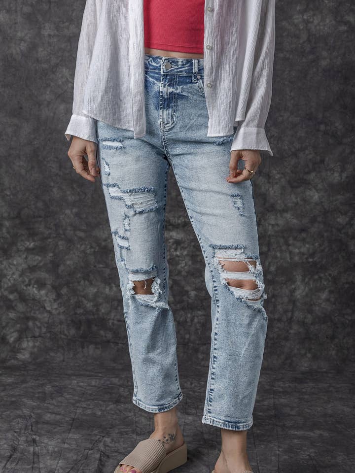 Bleu Ciel Jean taille haute légèrement délavé et effiloché en vente sur Faire0