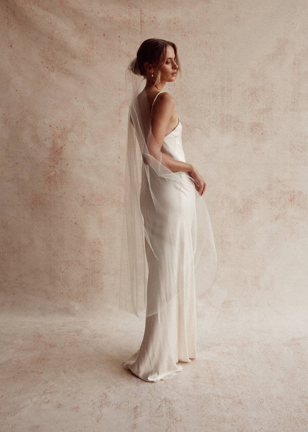 Dove Grey Accessories - Wholesale Veil - Women's - JEMIMA VEIL1