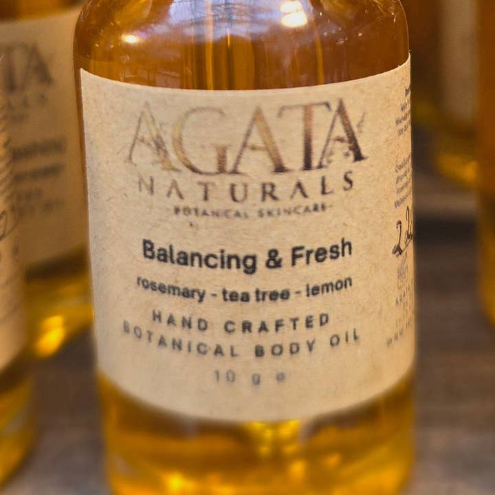 Ausgleichendes Körperöl mit Rosmarin, Teebaum & Zitrus für den Großhandel von Agata Naturals Ltd