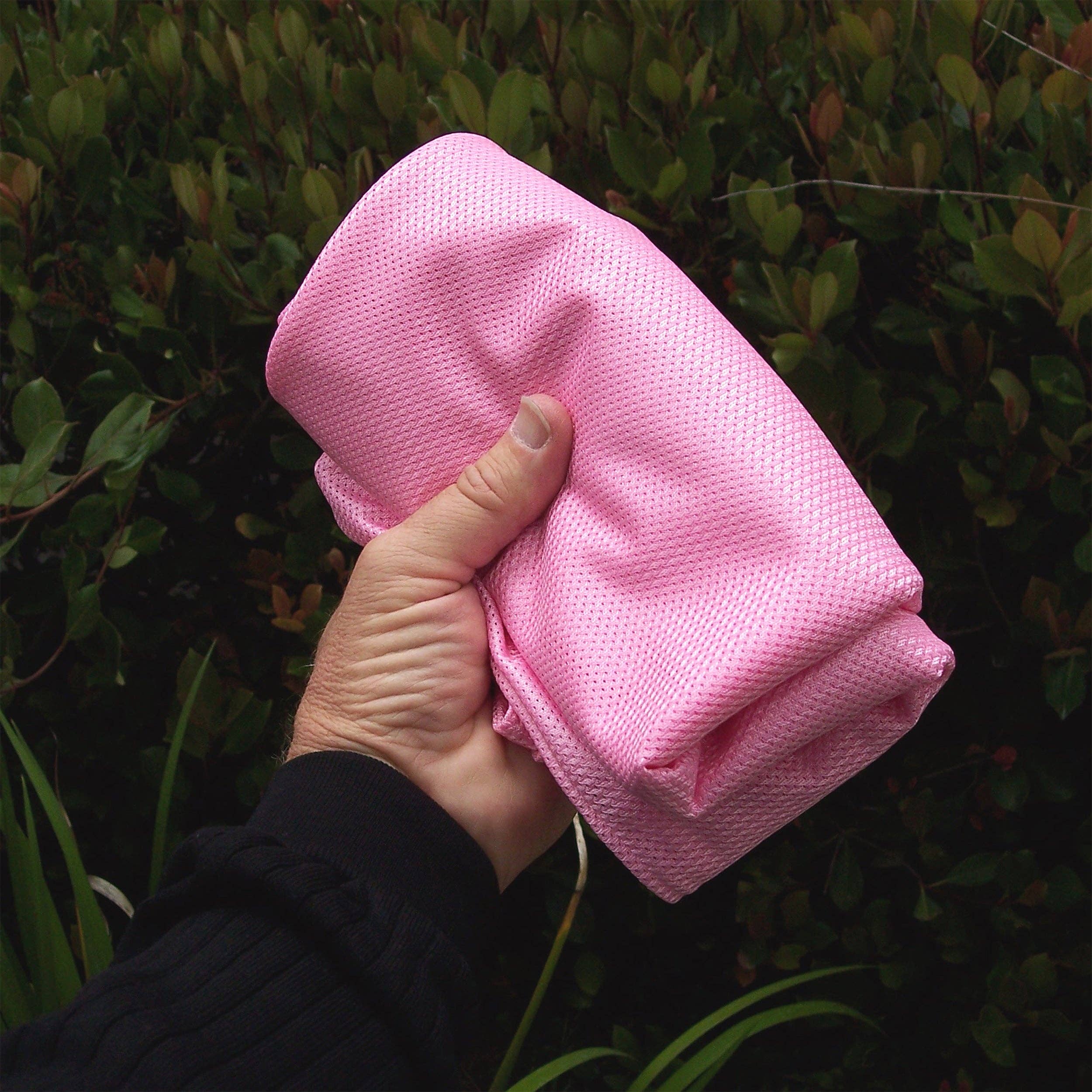 Susan Lanci Designs – wholesale Pet carrier – Dog – Mesh Sport Sling Carrier9