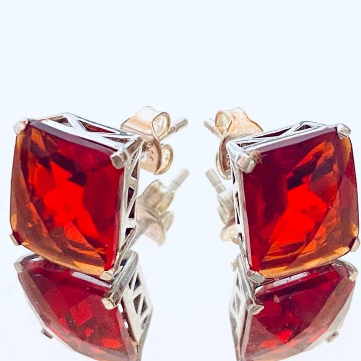 Twan Kee Jewelry - Wholesale Stud/Post Earrings - E40911P Ruby Red Helenite Sterling Silver Studs Earrings0
