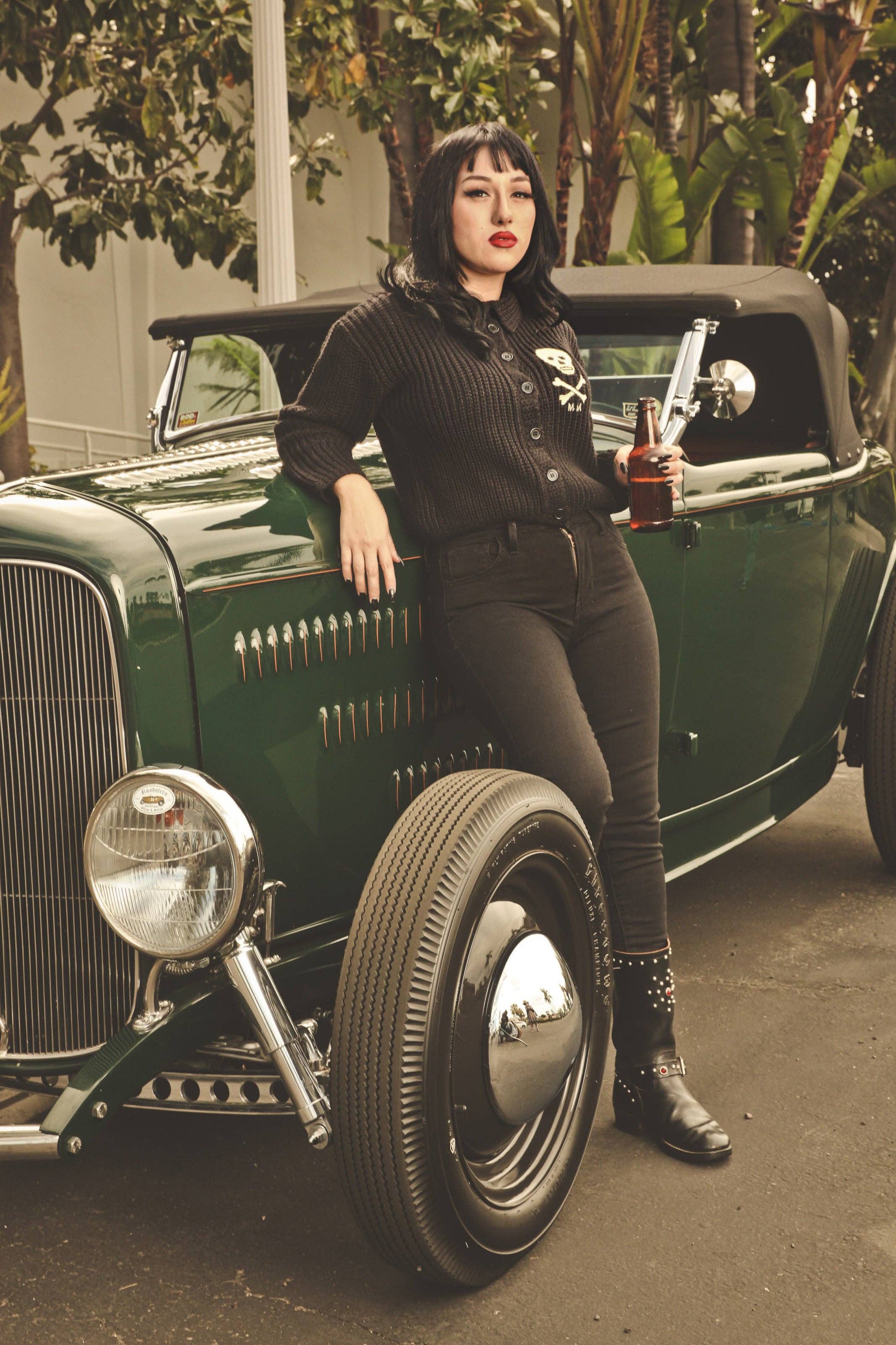 Mischief Made – Pulôver - Mulher por atacado – Camisola Collared MM Skull MN Cropped em Preto4