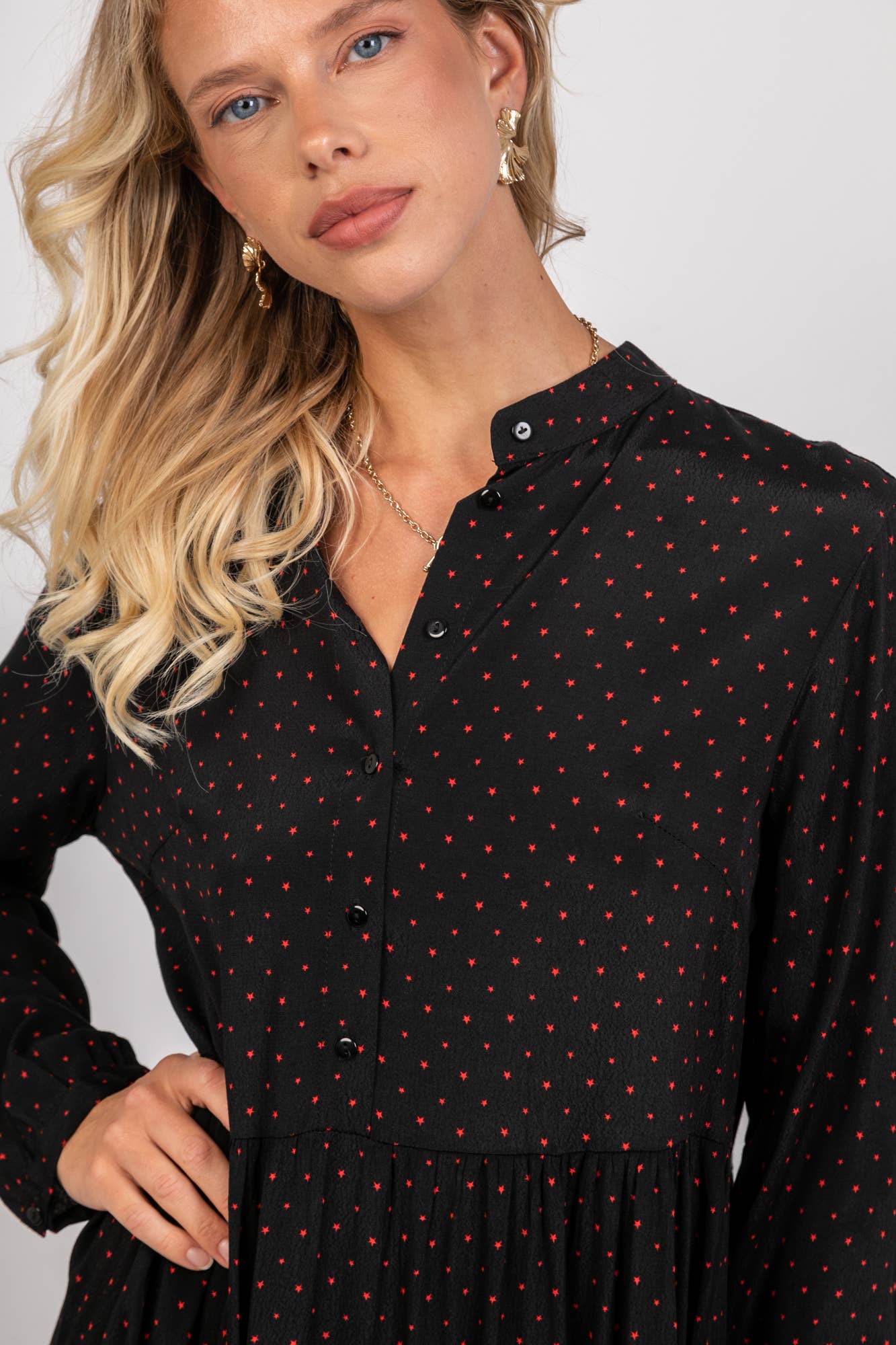 Black Long printed shirt dress, faded style, flared cut for wholesale on Faire1