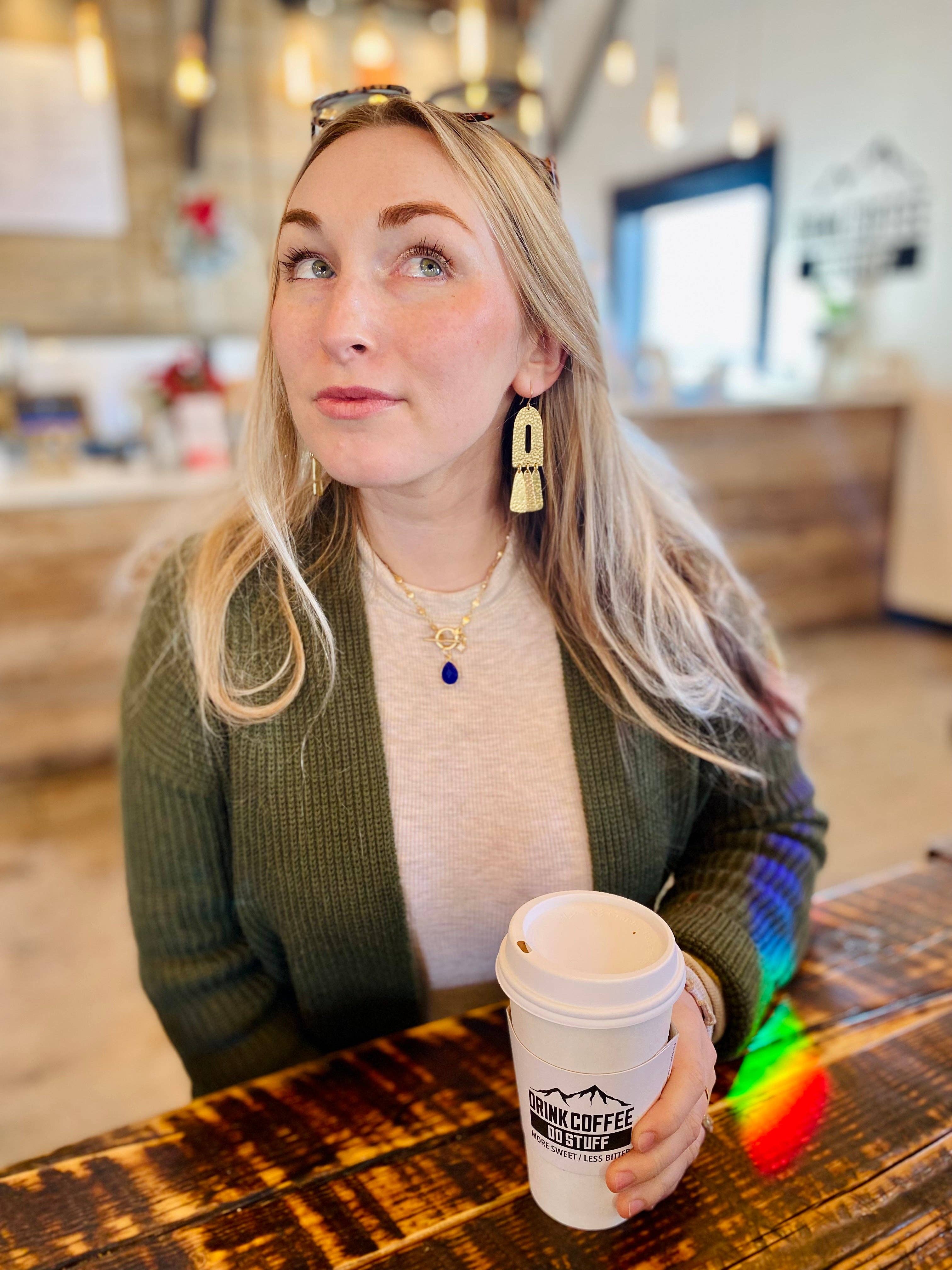 Moxie Collective (formerly Atonement Design) – Großhandel Ohrhänger – Ohrringe mit gehämmerten Messingfransen3