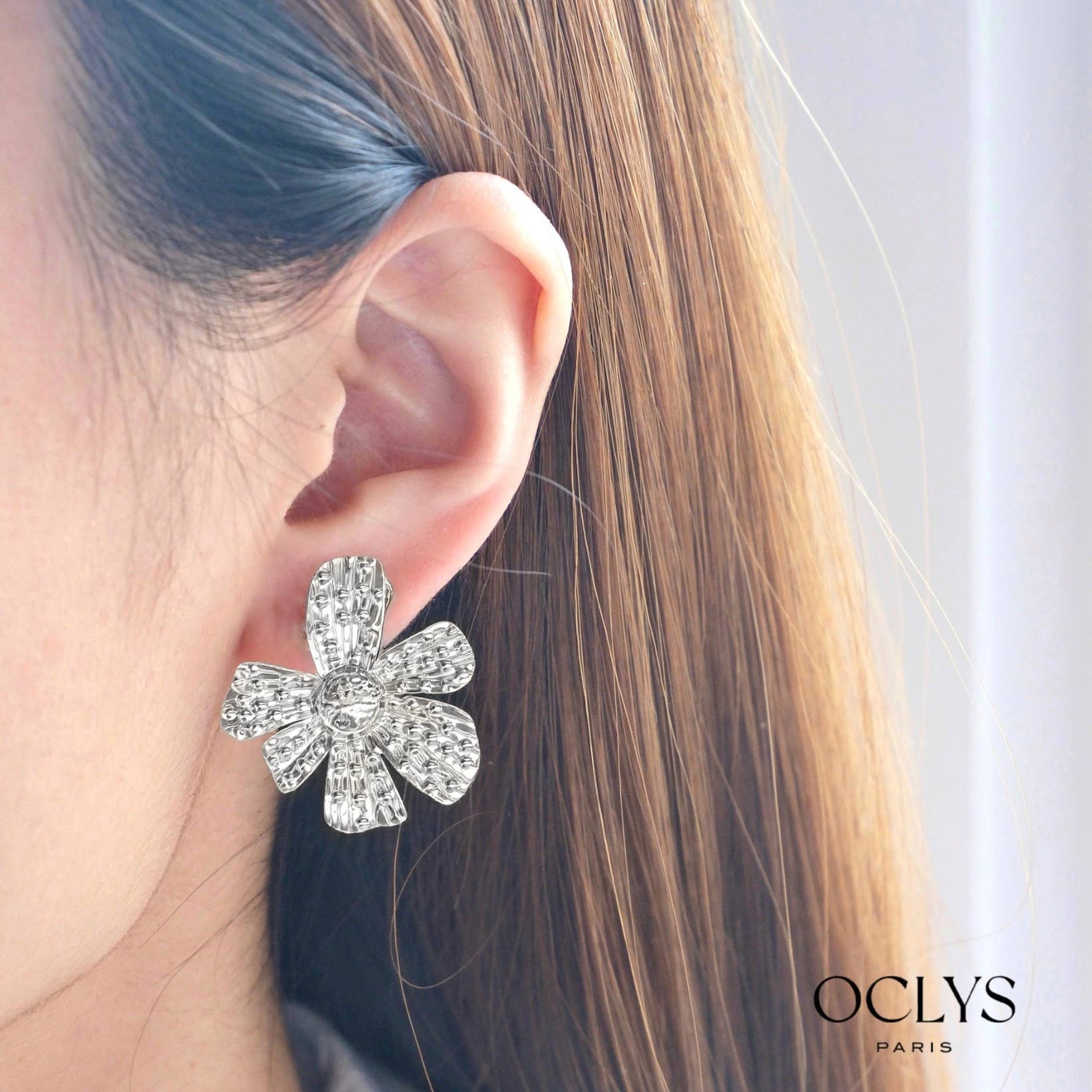 Oclys - Wholesale Clip-On Earrings - Dalia stainless steel flower drop clip earrings3