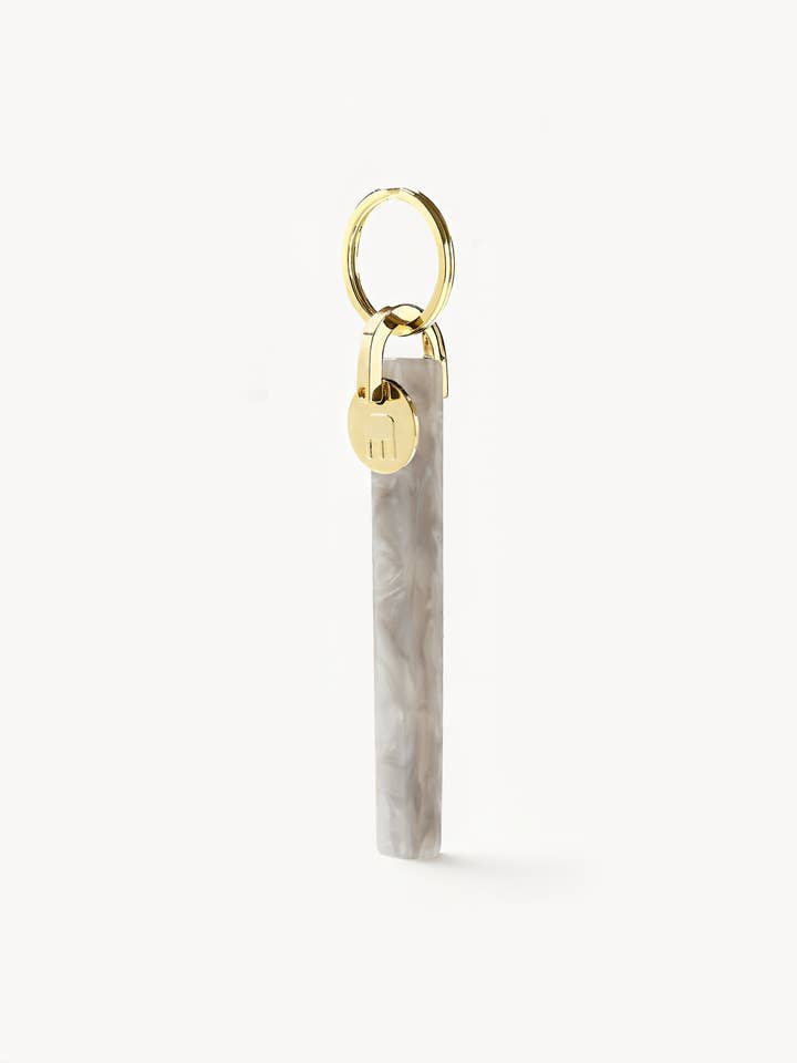 Bar Keychain in Grey Shell - Gold for wholesale by MACHETE