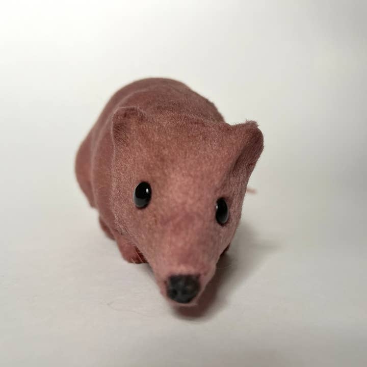 The Gifted Rat - Wholesale Decorative Figurine - Realistic Lifelike Fake Rat (brown)Â
