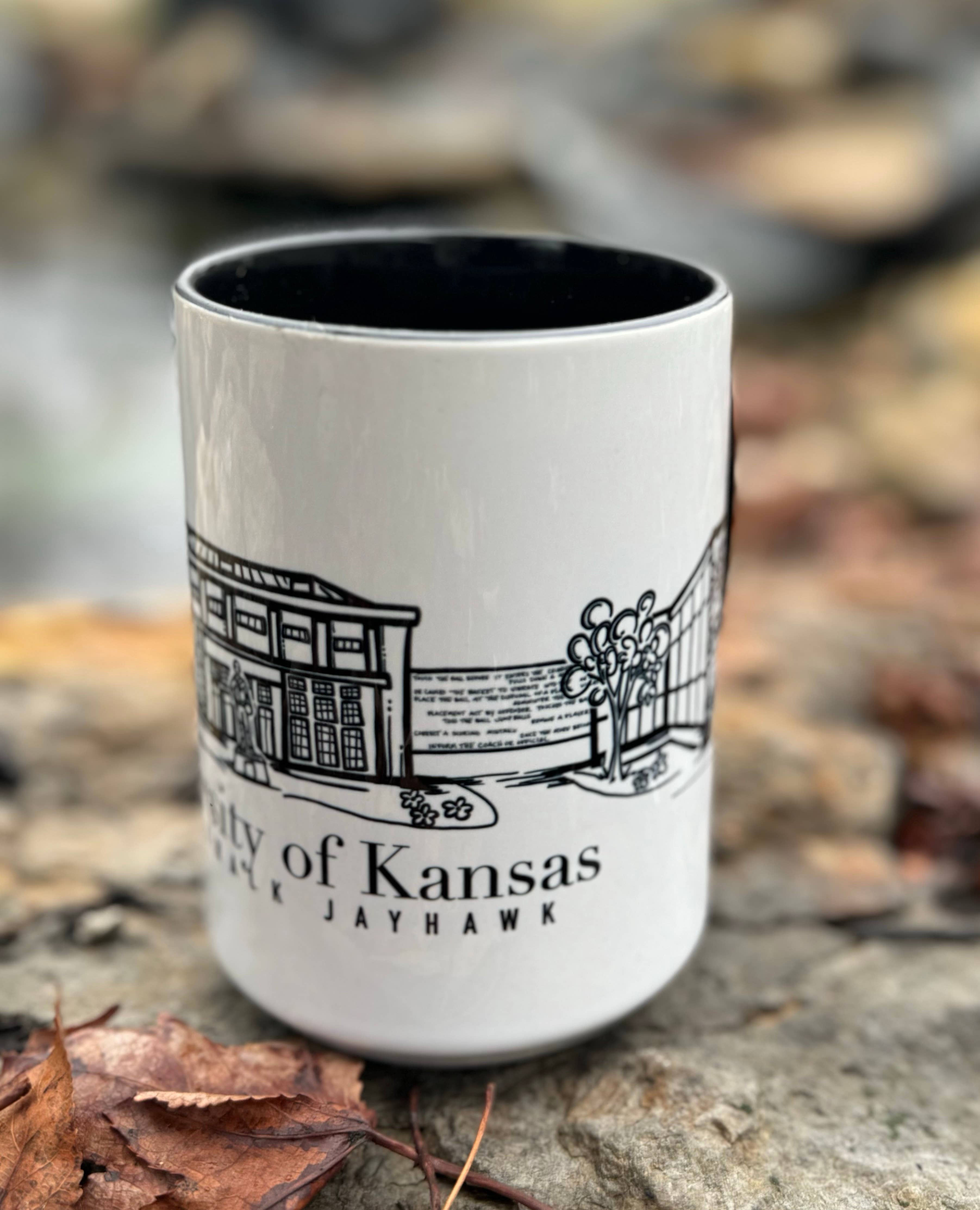 Something Beautiful - Vendita all'ingrosso Tazza - Tazza con storia della pallacanestro dell'Università del Kansas5