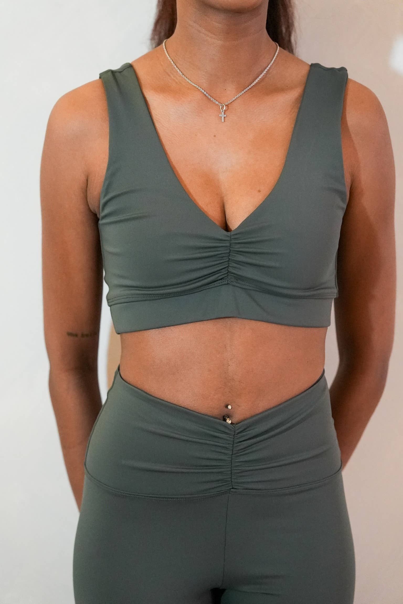 5B - Wholesale Athletic Shorts - Women's - Scrunch high waisted short4