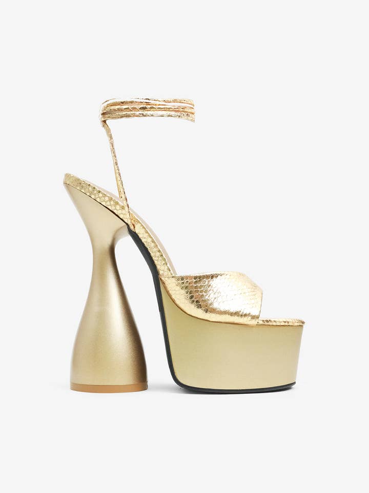 Lemonade Shoes – Großhandel Plateauschuhe – Damen – BEISS MICH - Skulpturale Plateauschuhe mit Knöchelriemen4