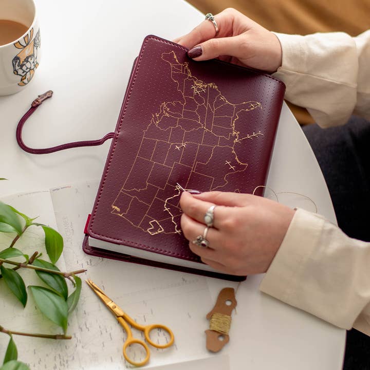 Stitch Your Travels - USA Edition Travel Notebook in Maroon for wholesale by Chasing Threads