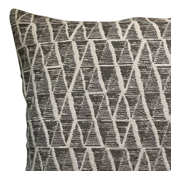 The Pillow Collection Inc. - Wholesale Throw/Decorative Pillow - Hartley Throw Pillow10