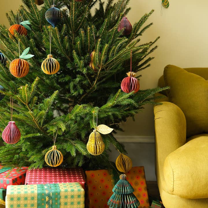 East End Press - Wholesale Ornament - Fig Honeycomb30