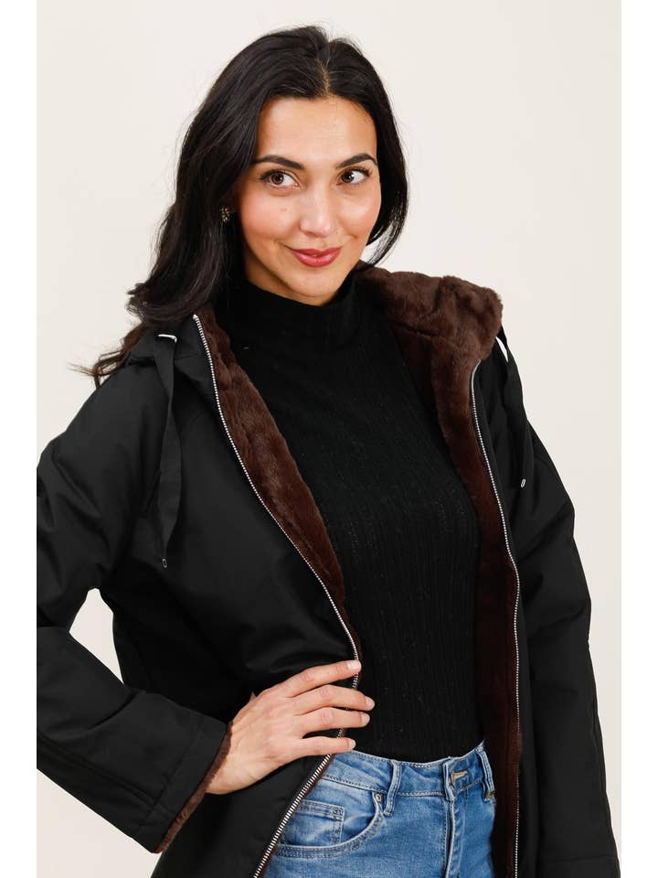 Attrait Paris - Wholesale Parka - Women's - Long hooded parka, reversible fur (Copy)11