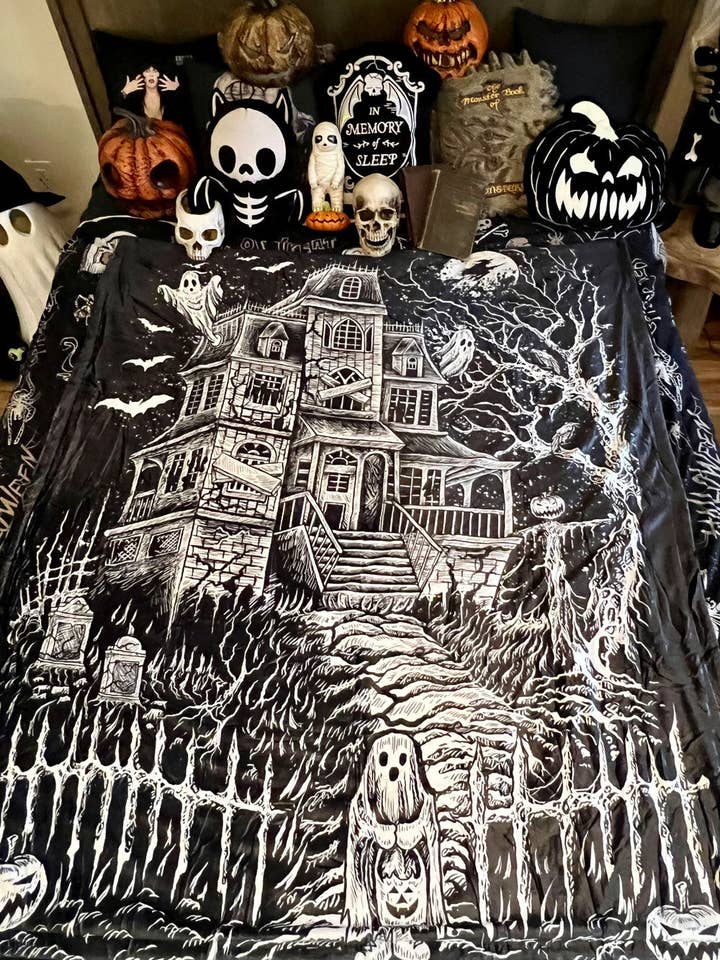 Haunted Mansion Throw Blanket for wholesale by vampirefreaks