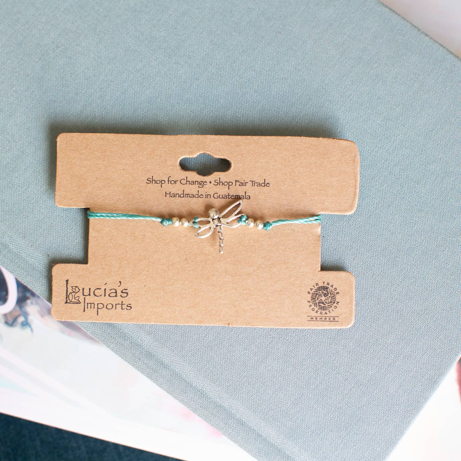 Lucia's Imports - Vendita all'ingrosso Bracciale in tessuto/intrecciato - Bracciale a corda con libellula1