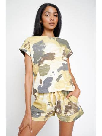 Mystree - Wholesale T-Shirt - Women's - 19132 Camo Print Top12