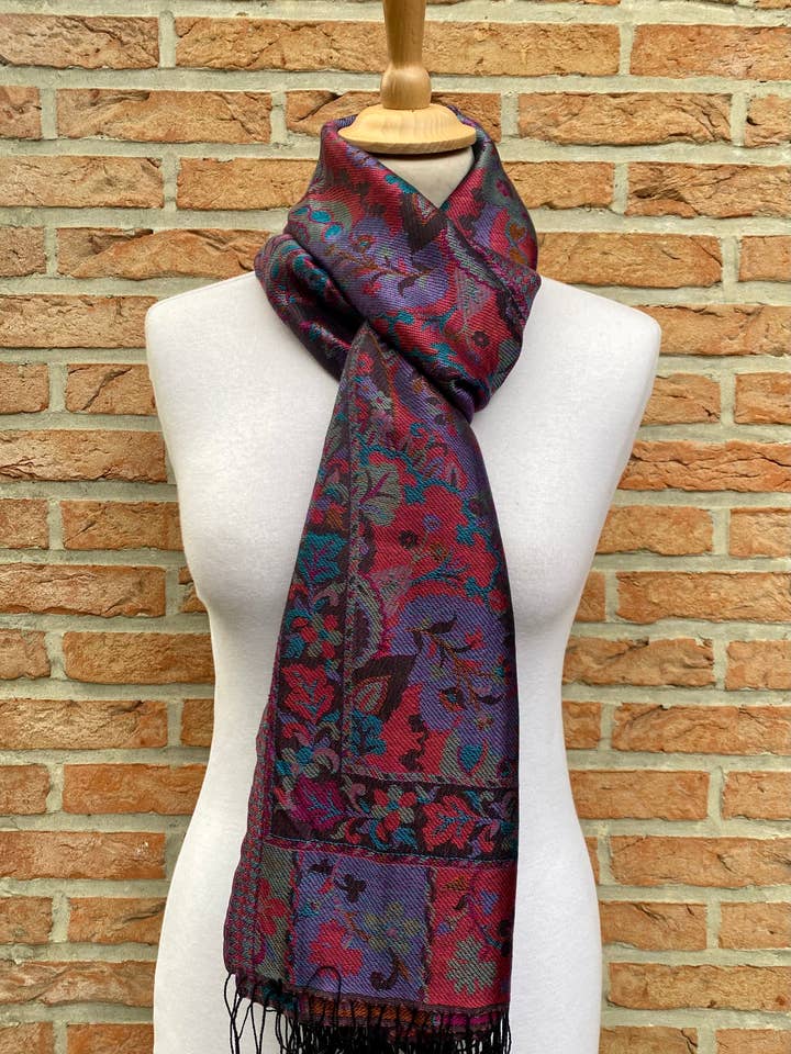CHANDIGARH SCARF - 100% SILK for wholesale by DIWALI PARIS