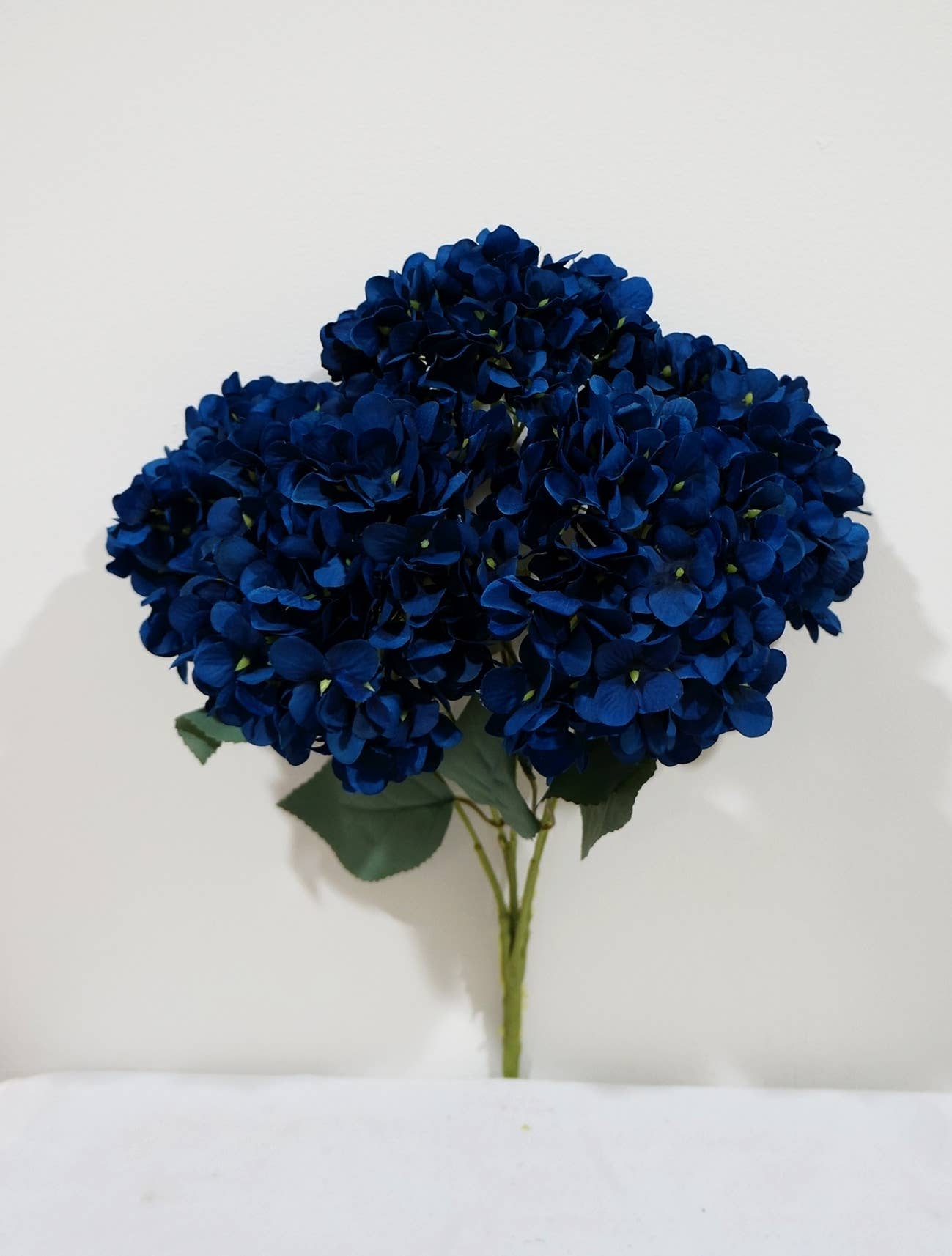 Sweet Home Deco - Venta al por mayor Flores artificiales - Arbusto artificial de hortensia de seda supersuave de 18 pulgadas 6