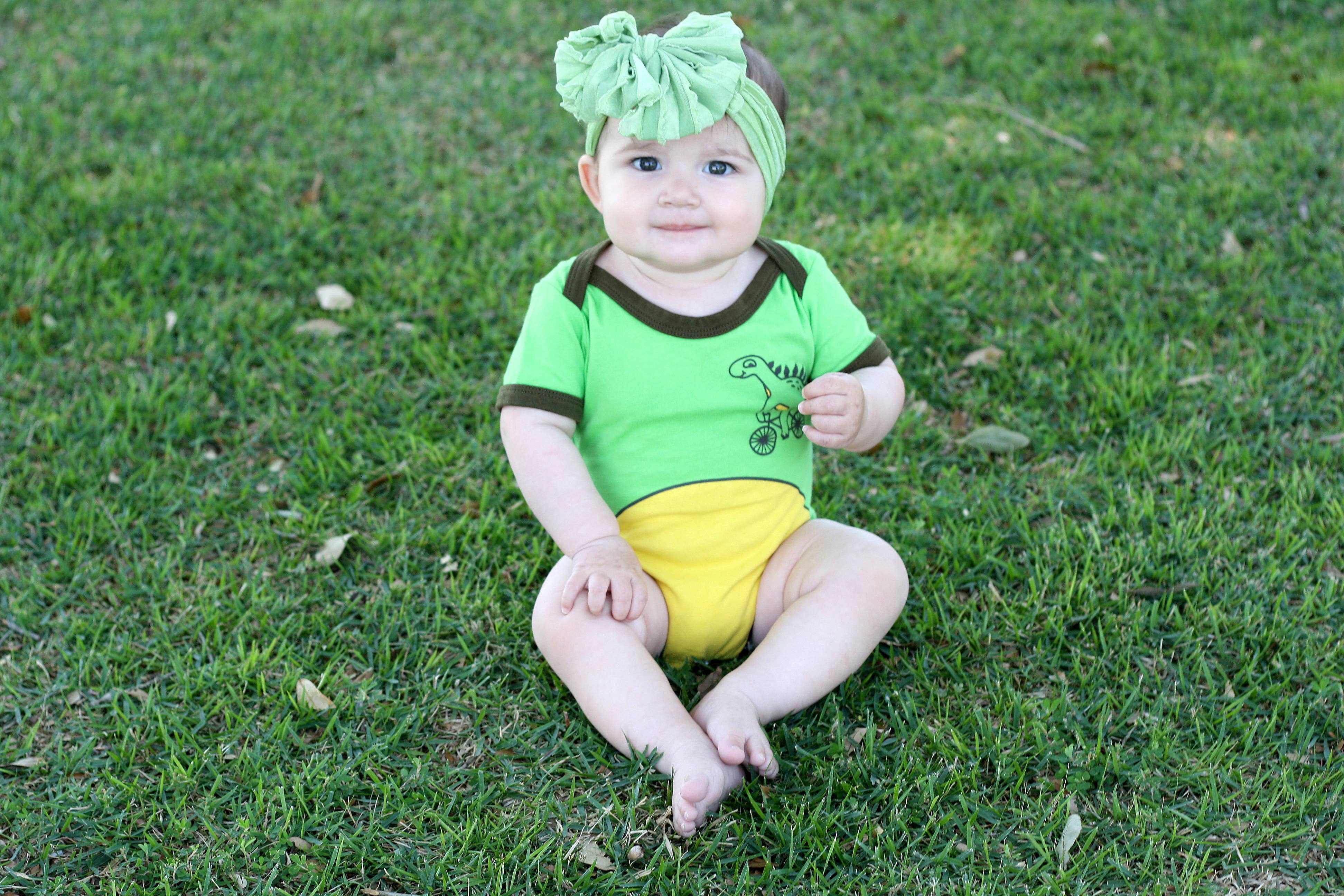 Doodle Pants – wholesale Bodysuit (non-footed) – Baby – Dino Green Baby Bodysuit1
