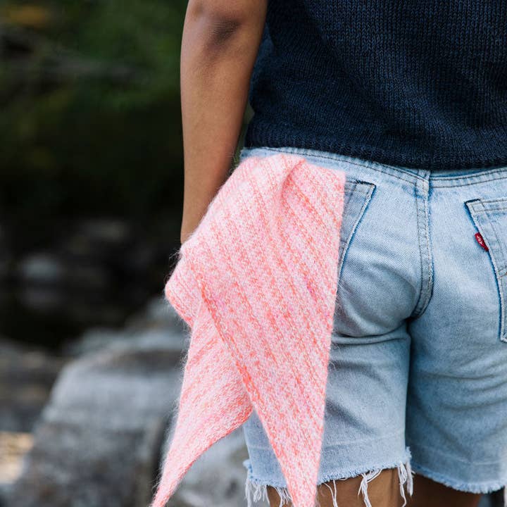 Laine Publishing - Wholesale Magazine - Laine Magazine Issue 256