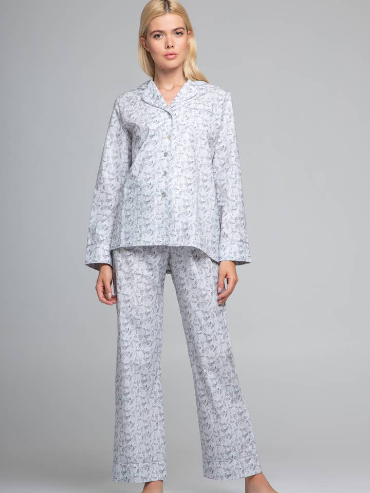 Conjunto de pijama de algodón con estampado Liberty de Beak To Beak para venta al por mayor de RUMOUR LONDON